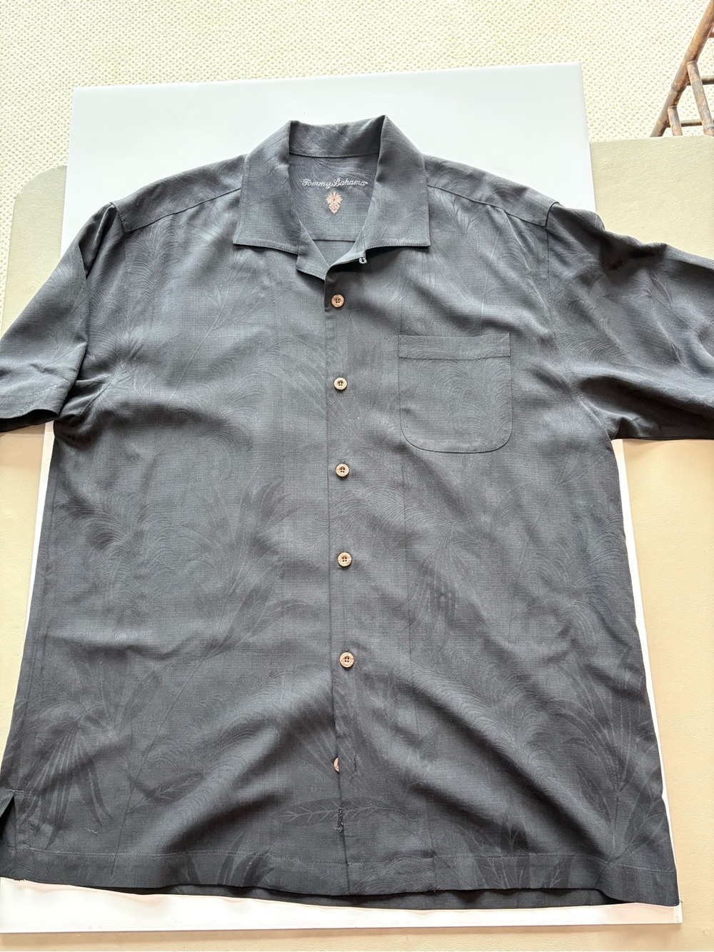 Tommy Bahama Black Short-Sleeve Camp Button-Down Shirt